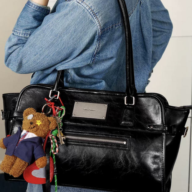 Harrison's Jet - black Revving Spirit Handbag